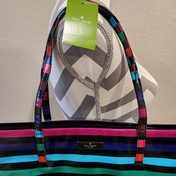 NWT Kate Spade Vinyl tote bag. Multi-color 16x14 - Picture 2 of 3
